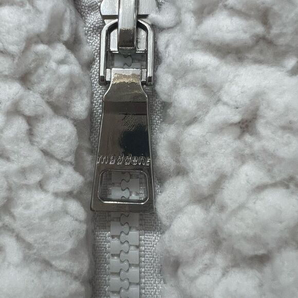 Madden Sherpa fuzzy zip up hooded womens Jacket sweater cream size small - Picture 7 of 8